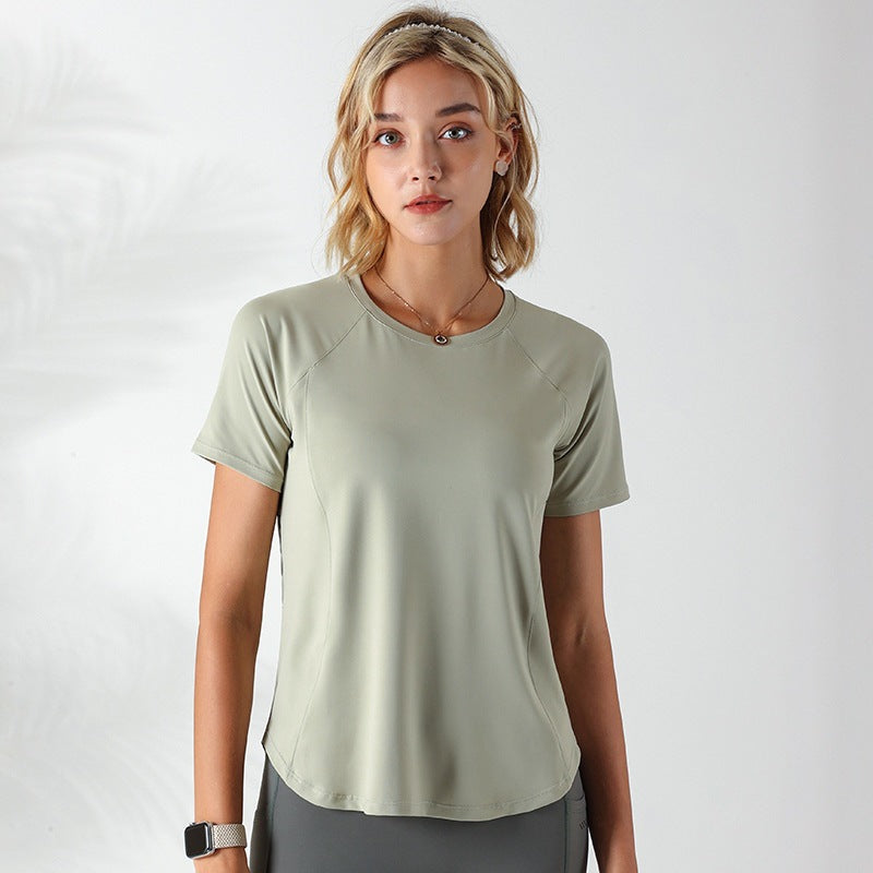 Quick-Drying Mesh Workout Top for WomenStyle meets performance. This quick-drying mesh workout top features a dual-fabric construction — a soft polyester matte front for comfort and an inverted triangle jActivewear TopBeauty Babeez FitsBeauty Babeez Fits LLCQuick-Drying Mesh Workout Top