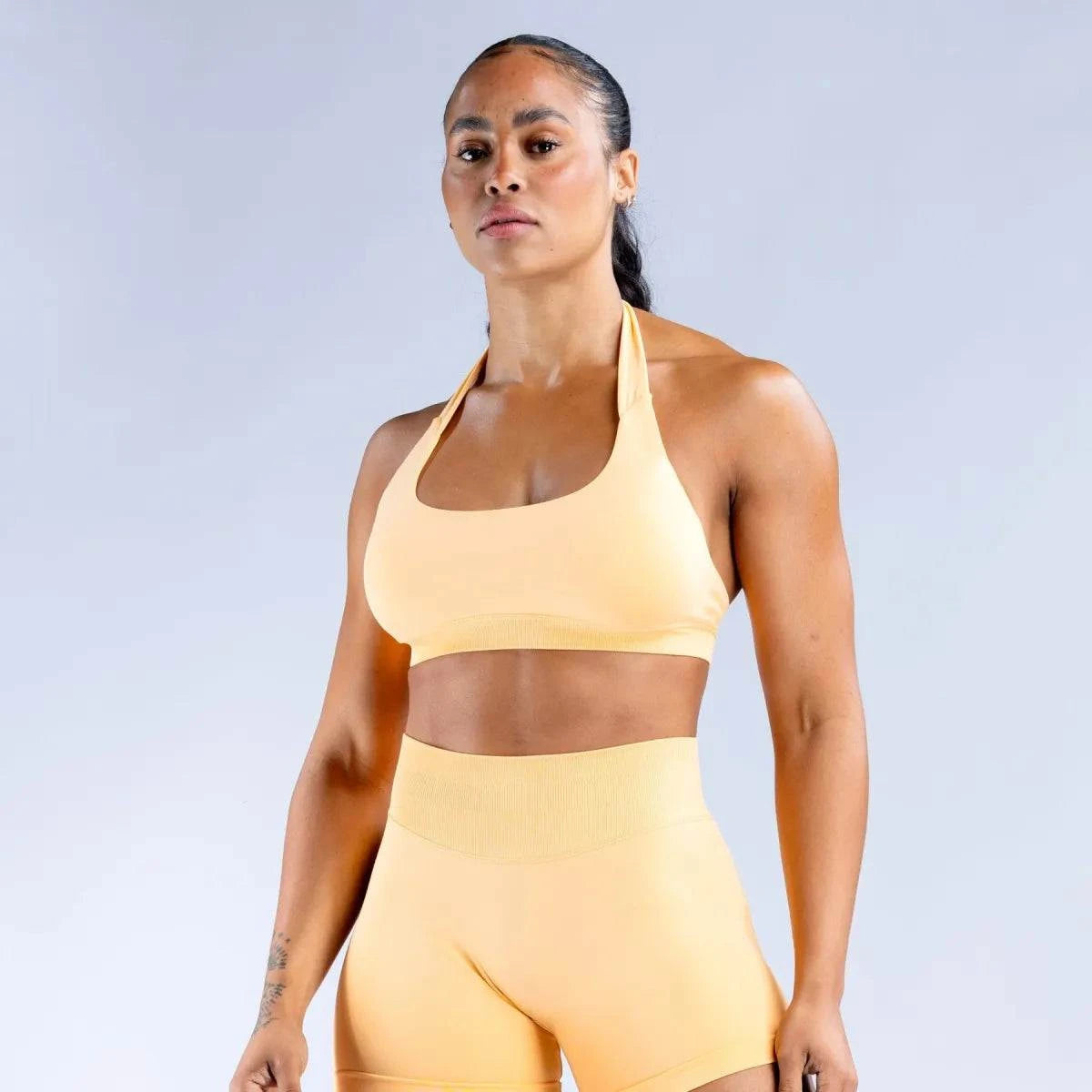 High Elastic Seamless Nylon Halter Yoga Bra And Short Set